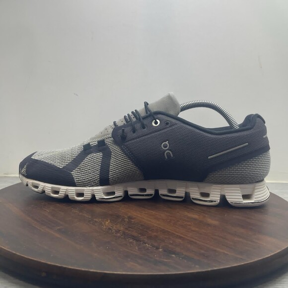 On Cloud 5 Sneakers Men’s Size 10 Black Gray Running Shoes Comfort Walking main image 7